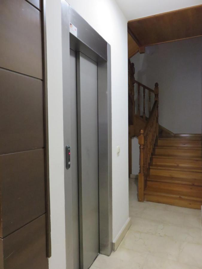 Camino De Santiago En Casco Historico Apartment Burgos Exterior photo